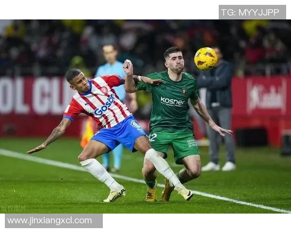 苏姓足球明星的辉煌历程与成就探讨