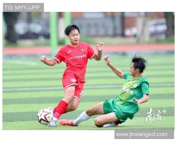 足球明星魅力瞬间大赏帅气照片全集尽显风采与激情