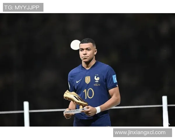 非洲足球明星的传奇之路与辉煌成就解析 非洲足球明星的传奇之路与辉煌成就解析